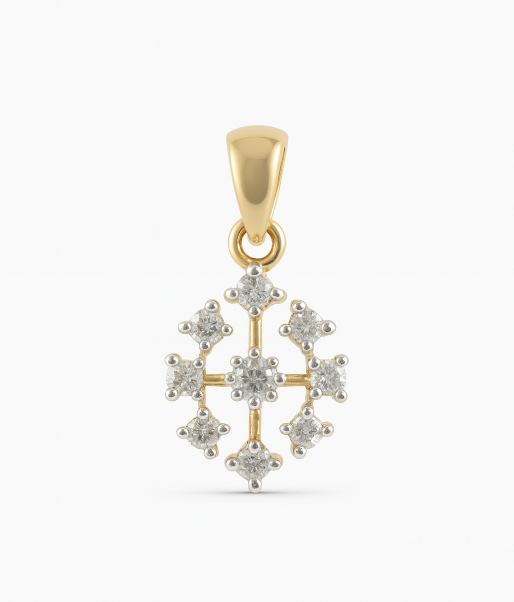 Beautiful 18 Kt Gold  Natural Diamond Pendant